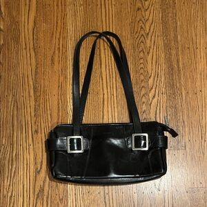 Amphora Black Leather Shoulder Bag